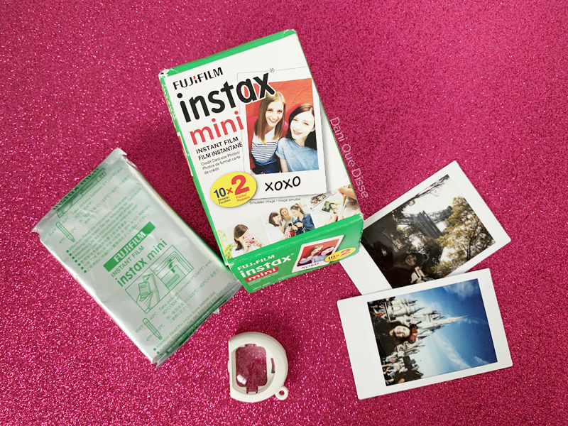Filme, fotos e lente da Instax Mini 9.